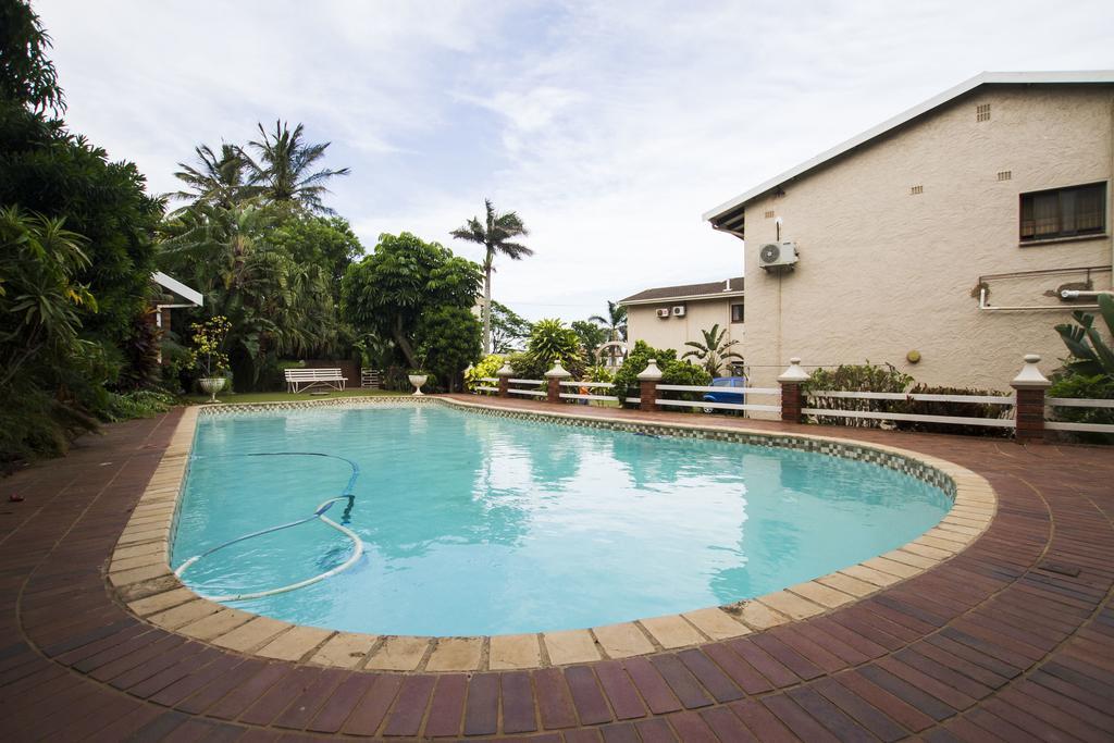 Eden Rose Manor B&B La Mercy Ngoại thất bức ảnh